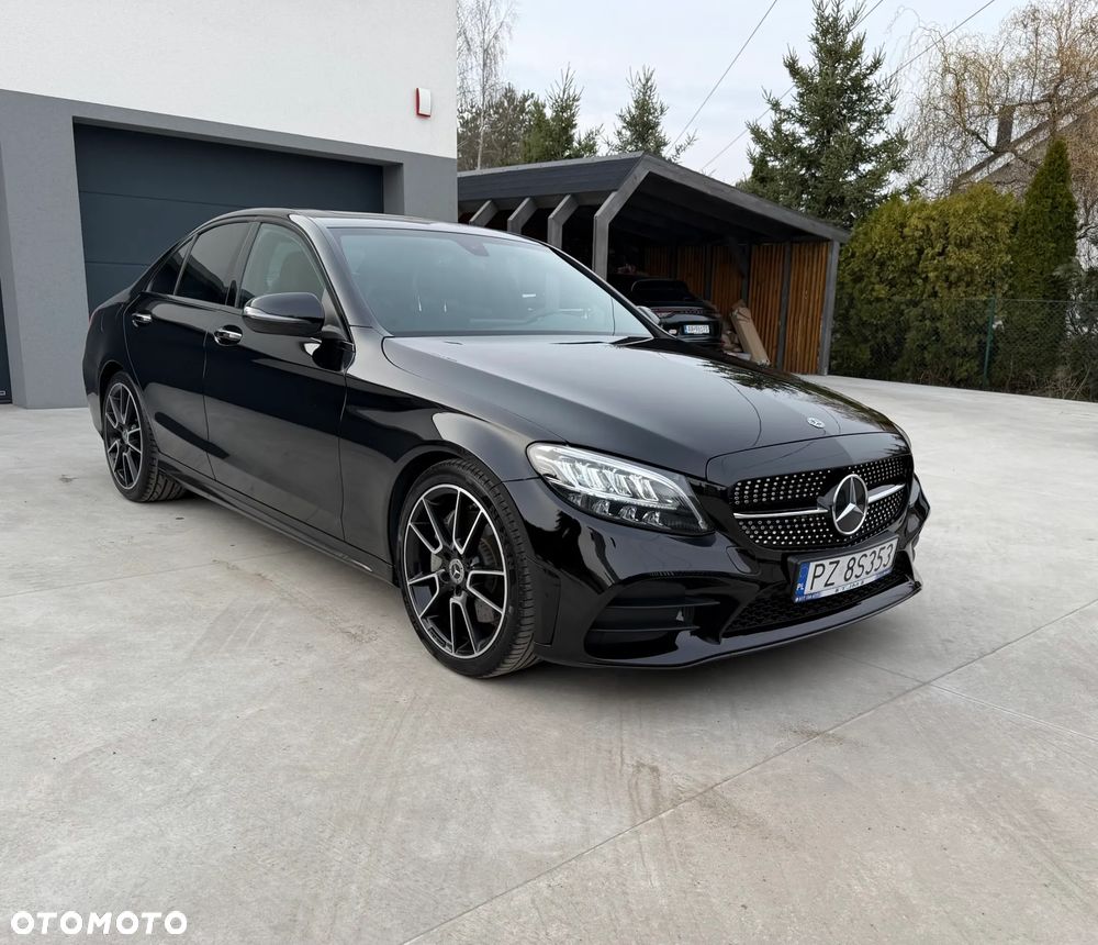 Mercedes-Benz Klasa C 300 9G-TRONIC AMG Line - 6