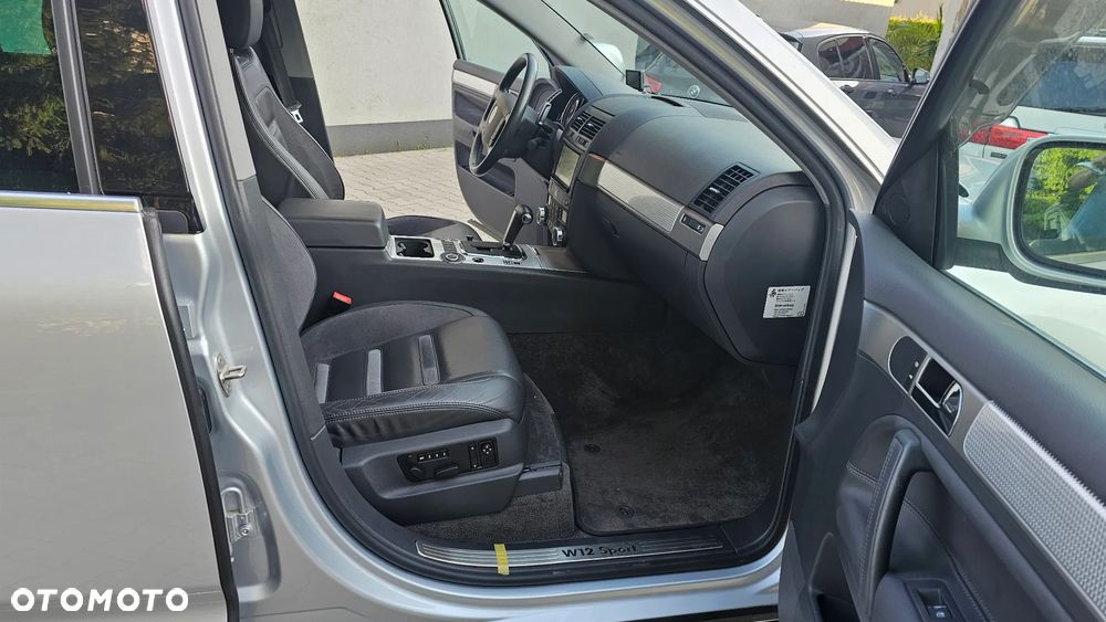Volkswagen Touareg 6.0 W12 Automatik Sport - 17
