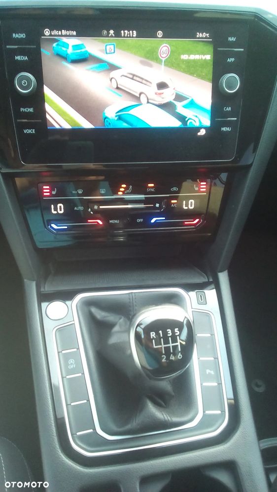 Volkswagen Passat 2.0 TDI EVO Business - 11