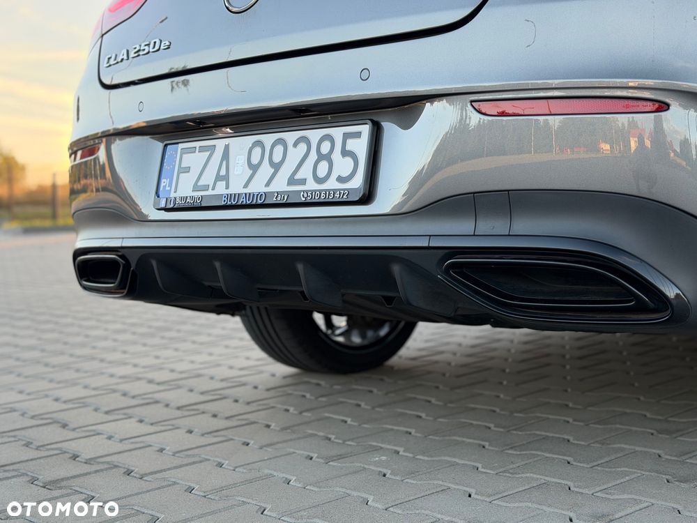 Mercedes-Benz CLA 250 e 8G-DCT AMG Line Advanced Plus - 9