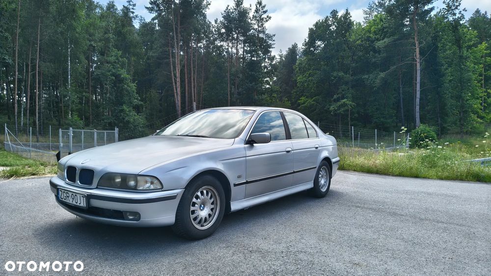 BMW Seria 5 - 1
