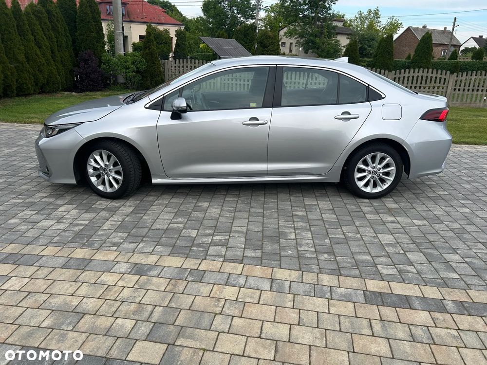 Toyota Corolla 1.8 Hybrid Comfort - 18