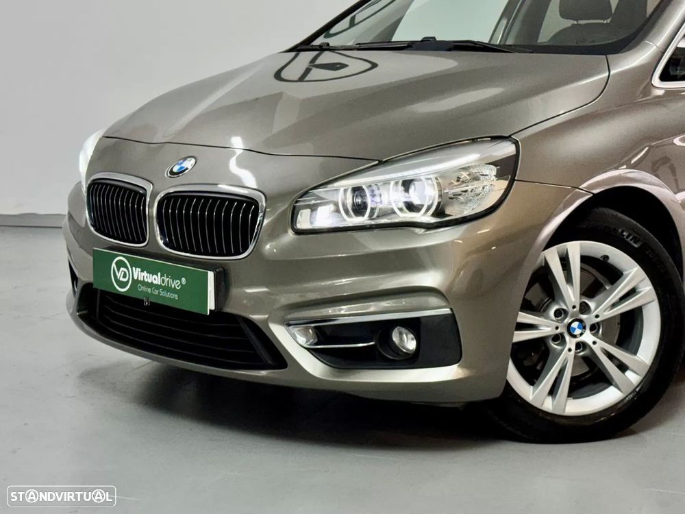 BMW 218 Active Tourer d Line Luxury - 13