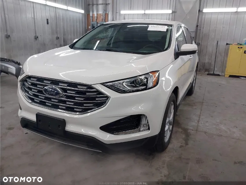 Ford Edge - 6