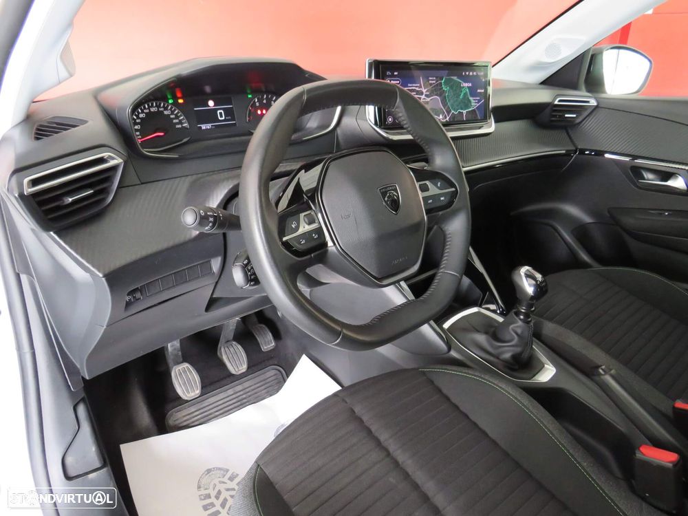 Peugeot 208 1.2 PureTech Active - 20