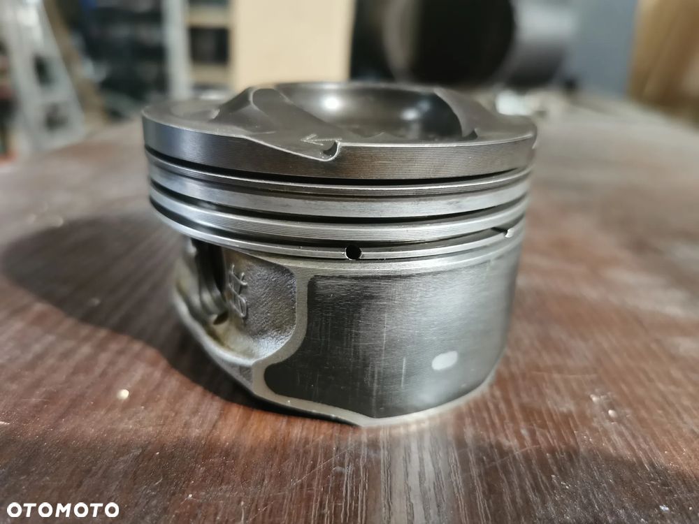 Tłoki insignia - 4