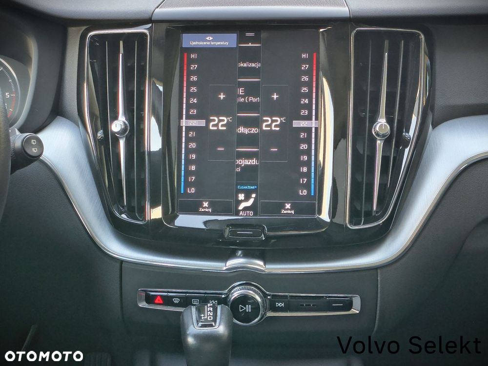 Volvo XC 60 - 22