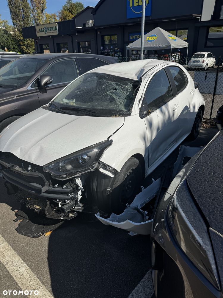 Toyota Yaris - 6