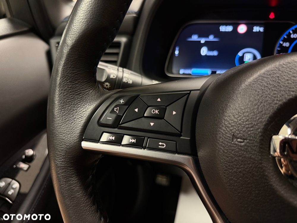 Nissan Leaf 40kWh N-Connecta - 21