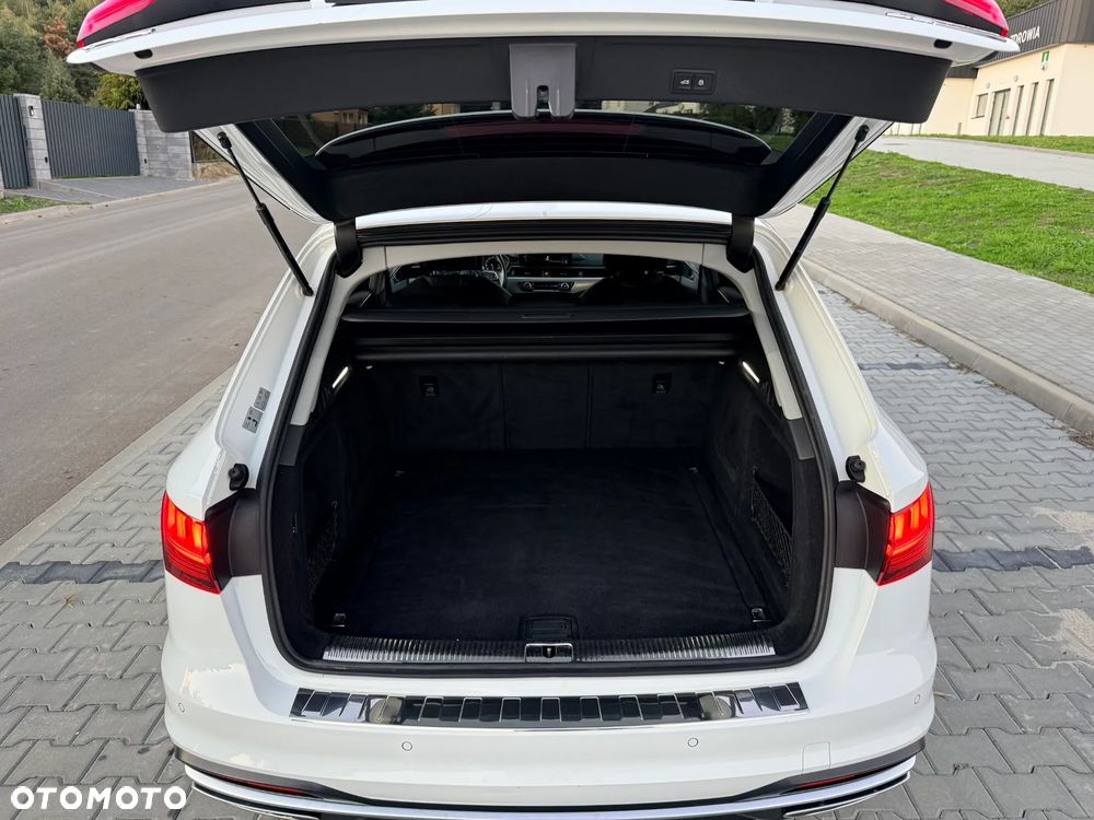 Audi A4 Avant 40 TDI Quattro Sport S tronic - 37
