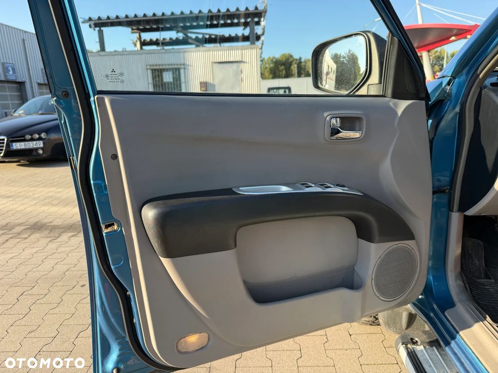 Mitsubishi L200 2.5 DID Intense + - 23