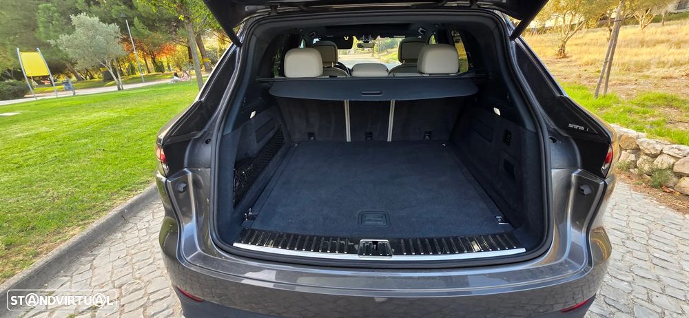 Porsche Cayenne E-Hybrid - 18