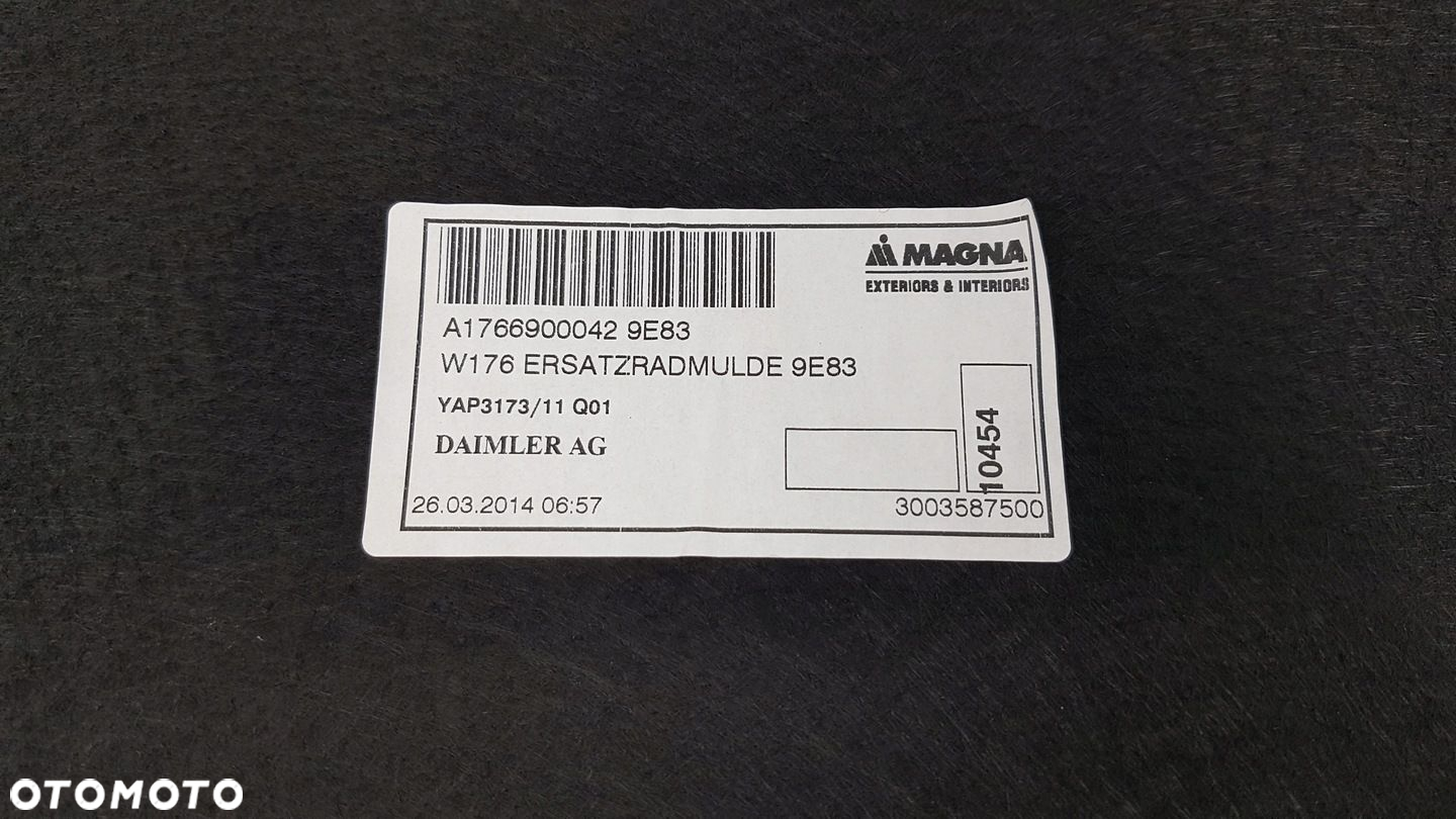 MERCEDES A KLASA W176 TAPICERKA BAGAŻNIKA PODŁOGA - 3