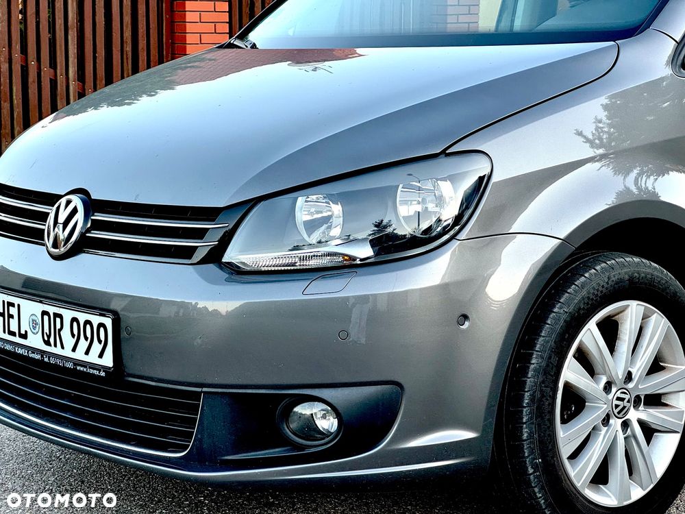 Volkswagen Touran - 4