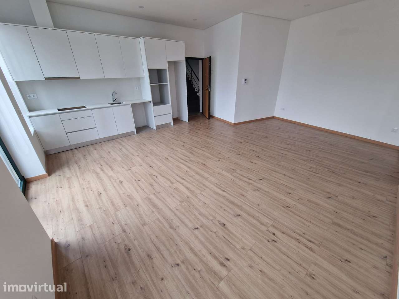Apartamento T1 novo com terraço no centro de Ovar - Grande imagem: 5/15