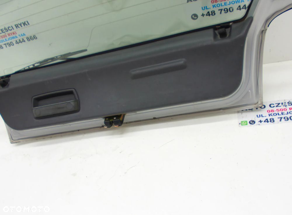 Mitsubishi Colt Klapa Bagażnika CJ0 - 10