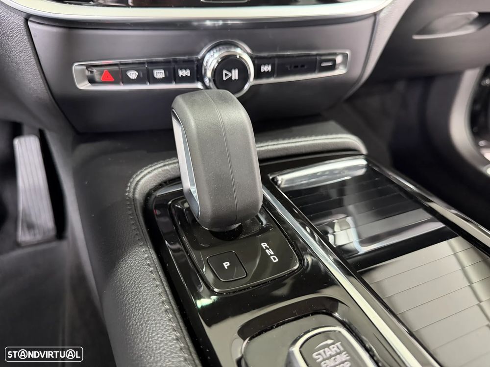Volvo V60 2.0 T6 AWD TE Inscription Expression - 33