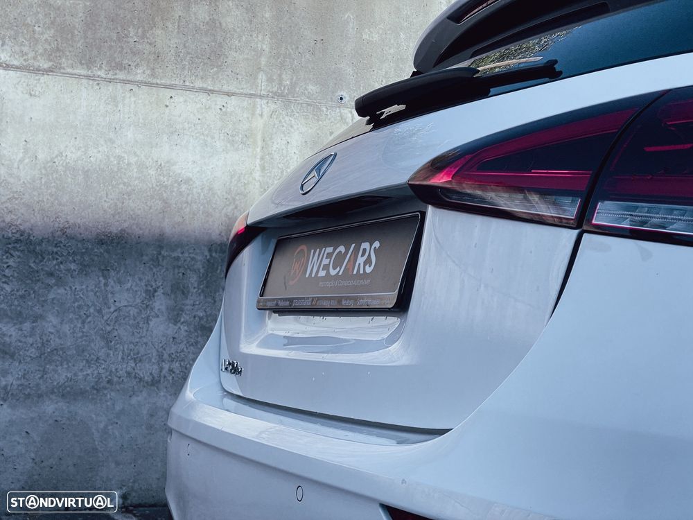 Mercedes-Benz A 250 e 8G-DCT Edition AMG Line - 16