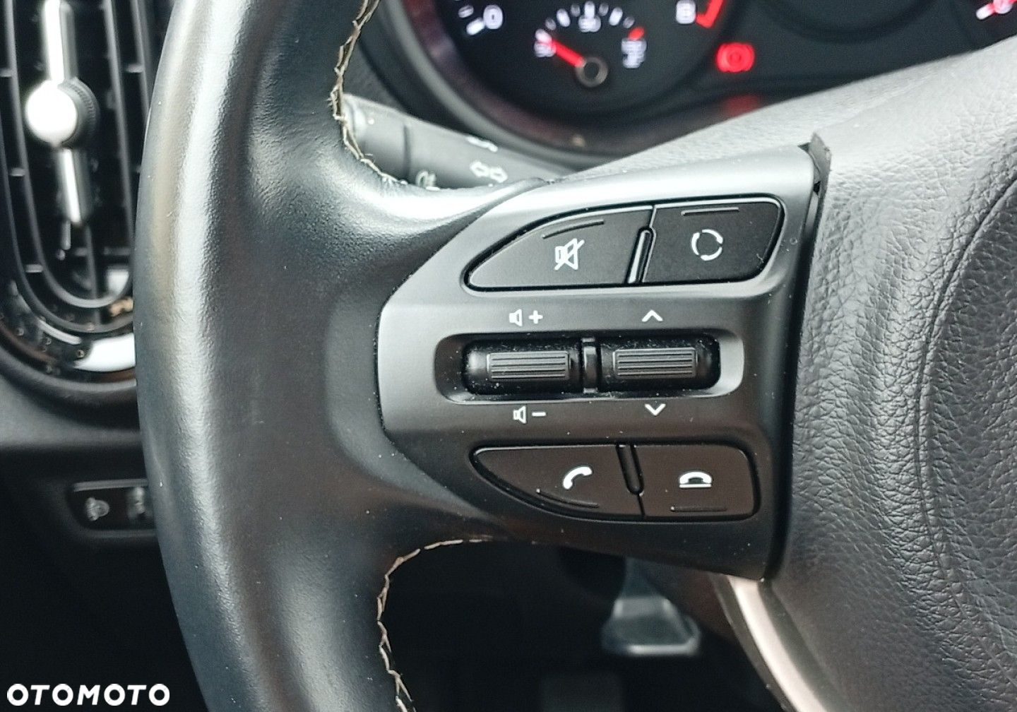 Kia Picanto - 28