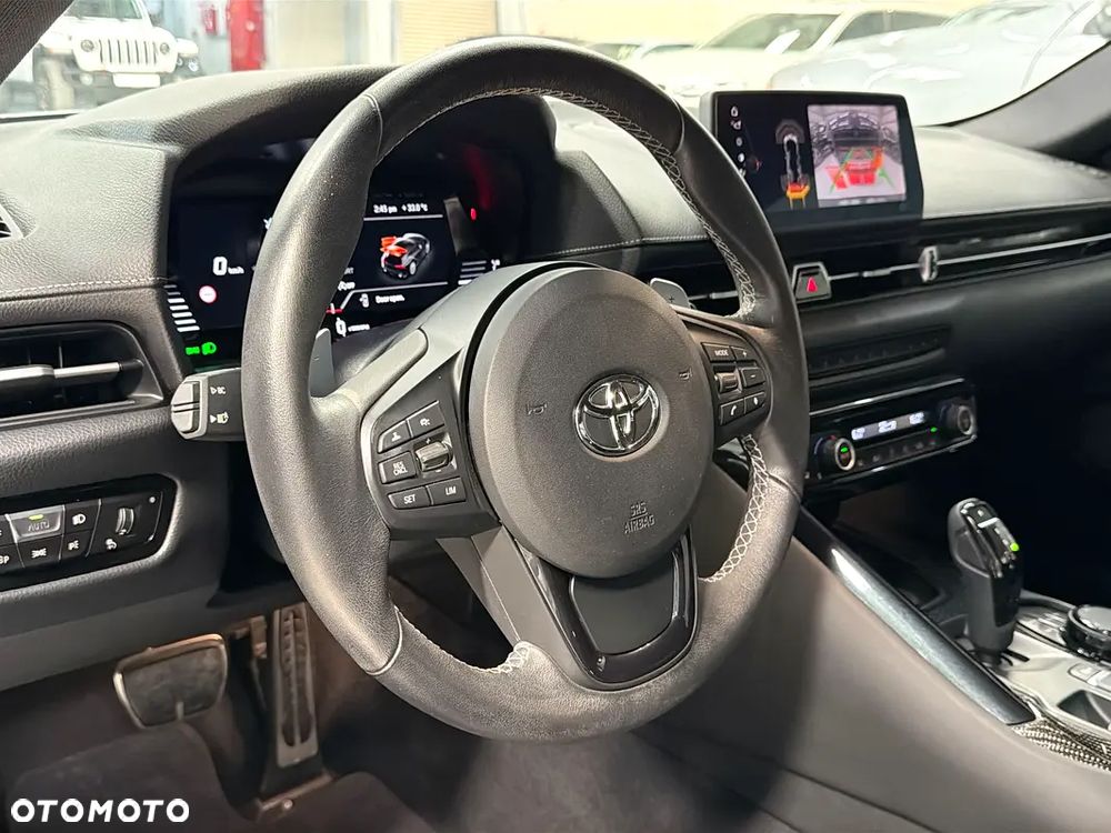 Toyota Supra GR 3.0 - 8