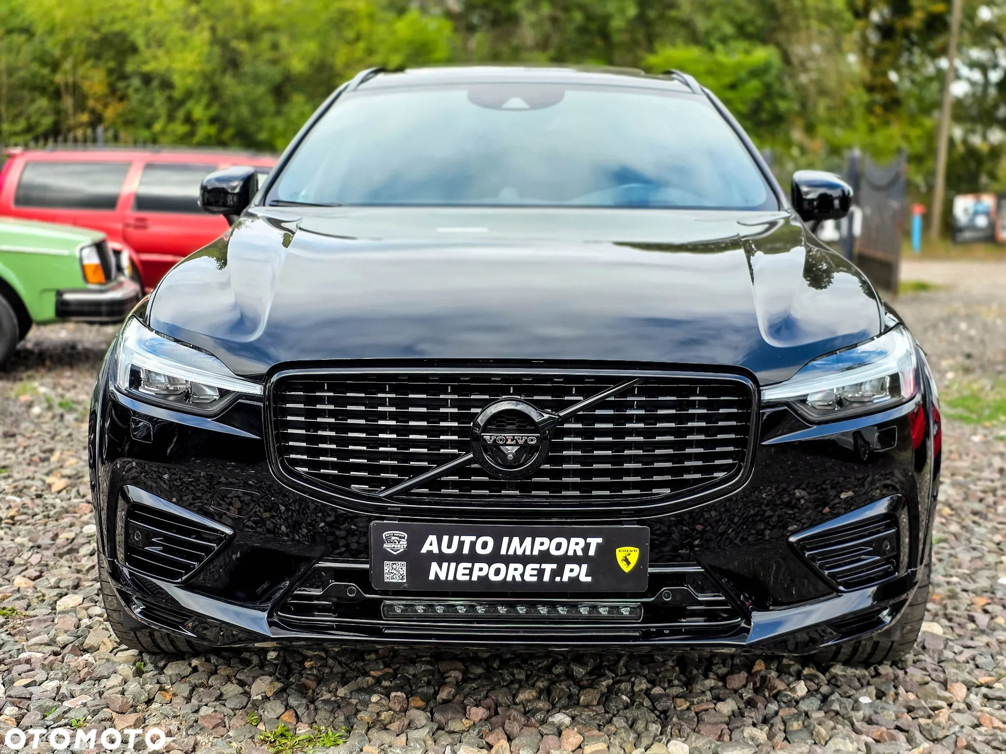 Volvo XC 60 T6 Plug-In Hybrid AWD R-Design - 38