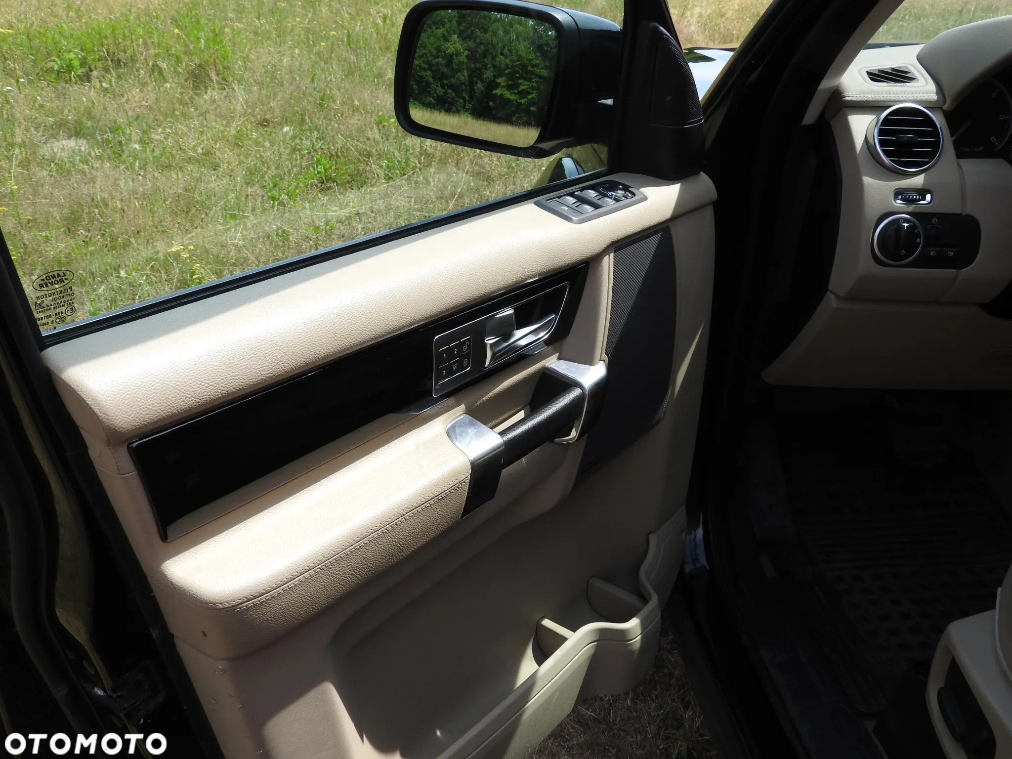 Land Rover Discovery IV 3.0D V6 HSE - 4