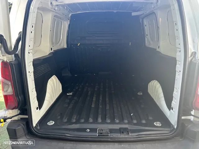 Opel COMBO 3 LUG. - 9