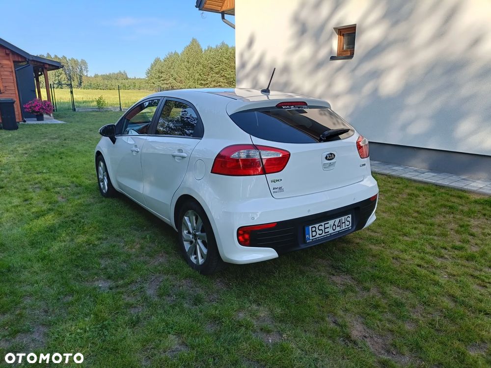 Kia Rio - 6