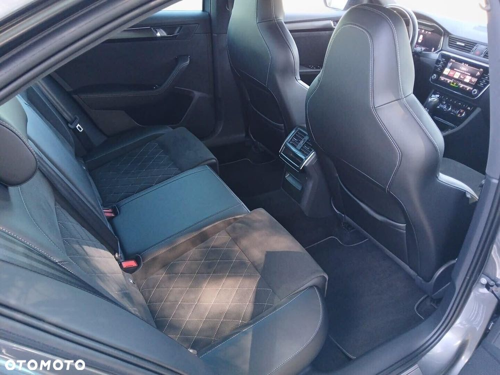 Skoda Superb 2.0 TSI 4x4 Sportline DSG - 16