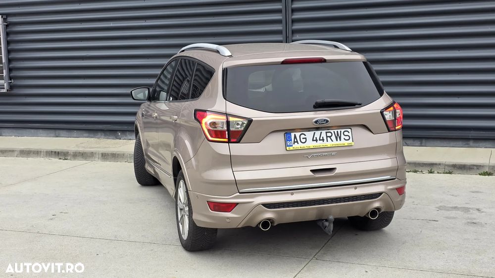 Ford Kuga 2.0 TDCi 4x4 Aut. Vignale - 4