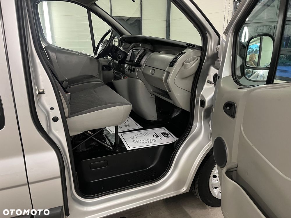 Opel Vivaro - 15
