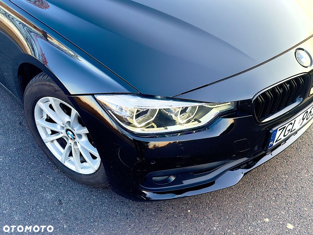 BMW Seria 3 320d Efficient Dynamics Edition Sport Line - 3