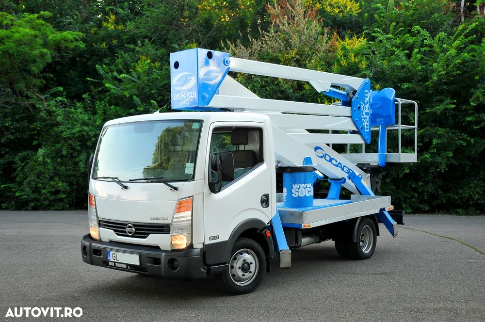 Nissan Cabstar - 1