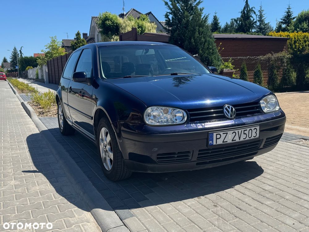 Volkswagen Golf 1.6 - 2
