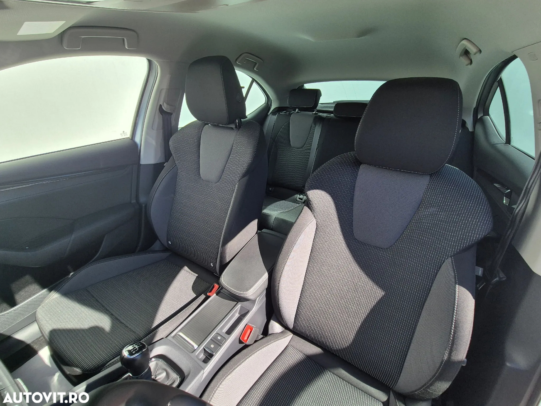 Skoda Octavia 1.5 TSI Ambition - 10