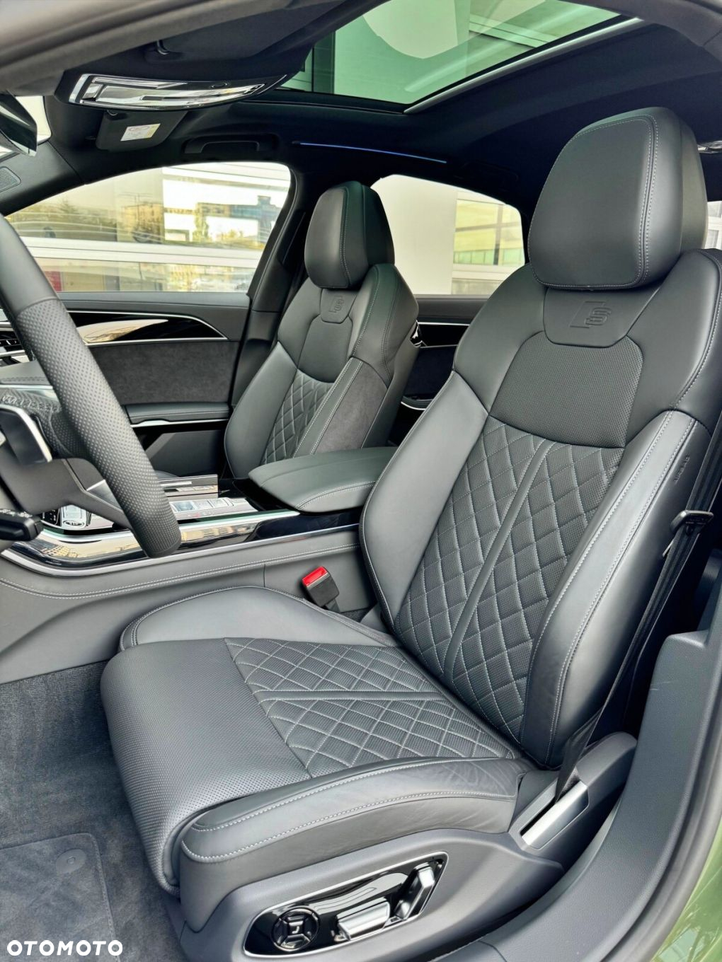 Audi A8 - 11