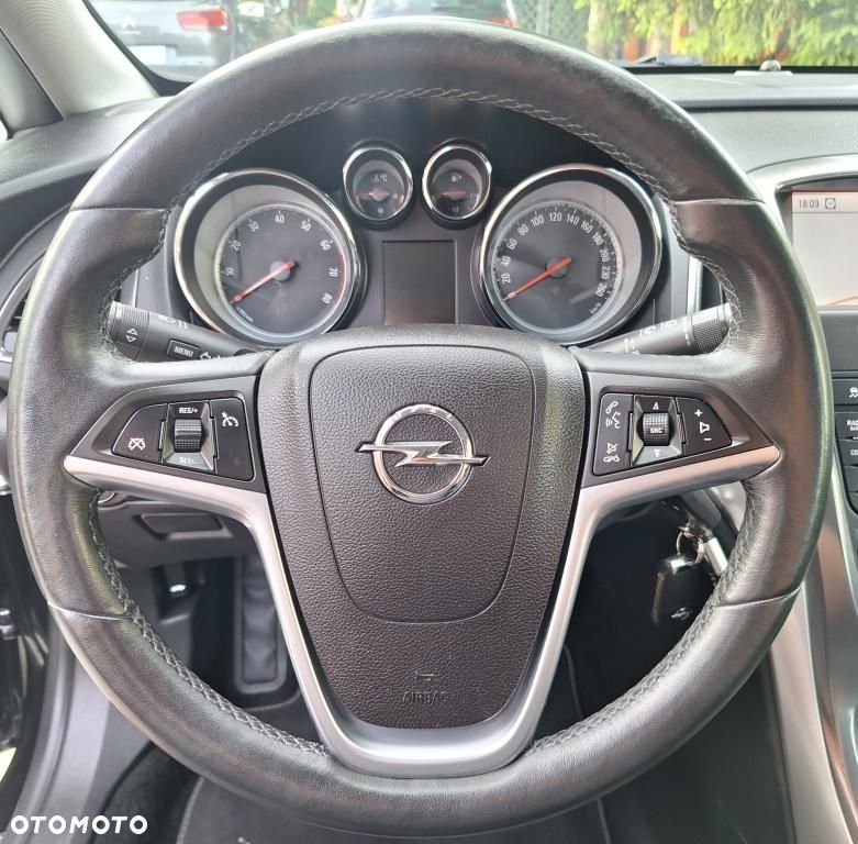 Opel Astra 1.4 Turbo - 12