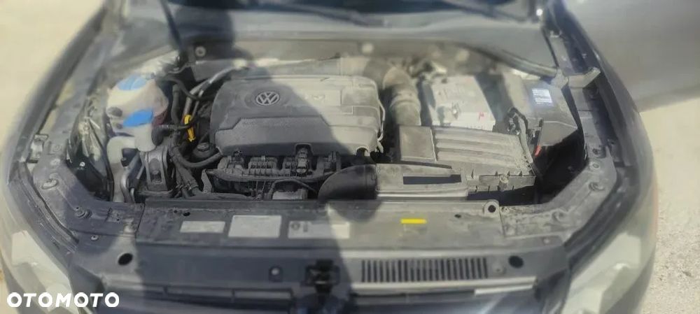 Volkswagen Passat 1.8 TSI BMT Comfortline DSG - 10