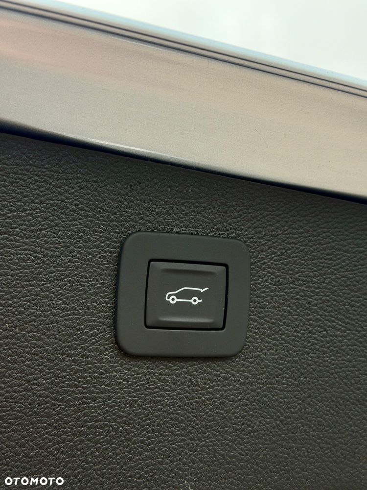 Opel Astra 1.6 CDTI DPF ecoFLEX TourerStart/Stop Exklusiv - 37