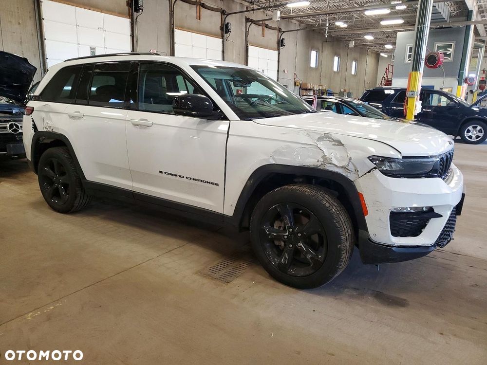 Jeep Grand Cherokee - 2