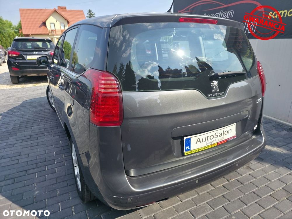 Peugeot 5008 - 8