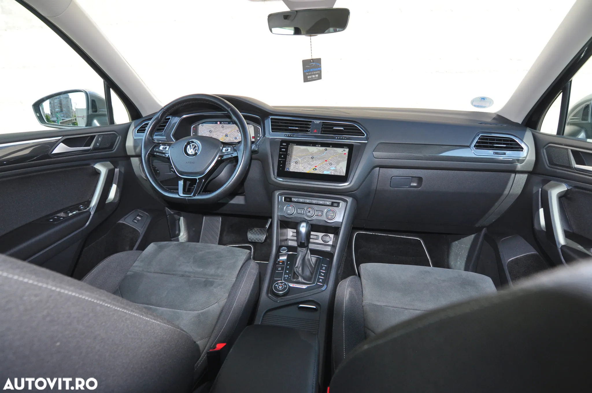 Volkswagen Tiguan Allspace 2.0 TDI 4Mot DSG R-Line - 5