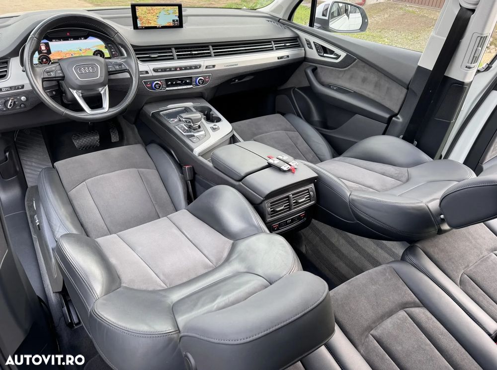Audi Q7 e-tron 3.0 TDI quattro Tiptronic - 14