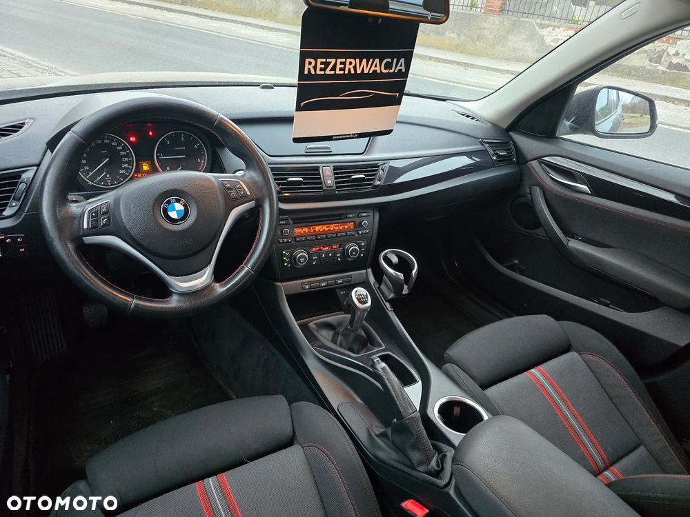BMW X1 sDrive18d xLine - 10