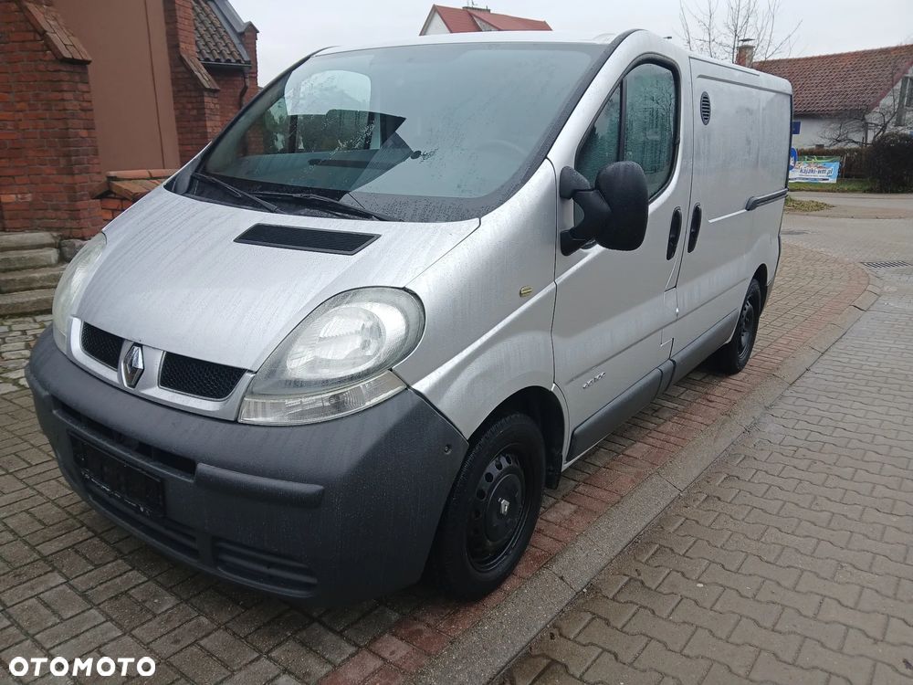 Renault Trafic - 1