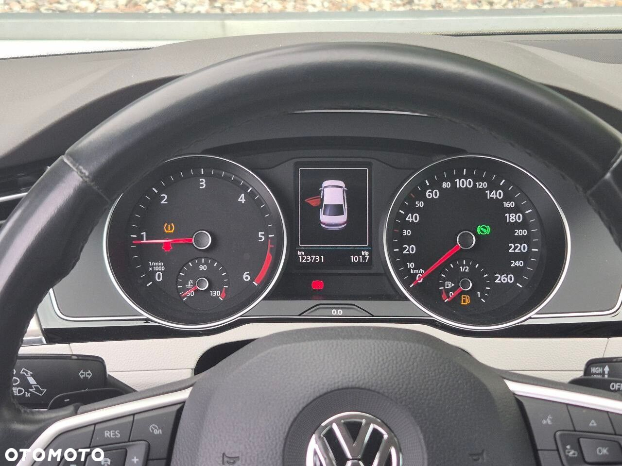 Volkswagen Passat 2.0 TDI Bi-Turbo BMT 4Mot Highline DSG - 14
