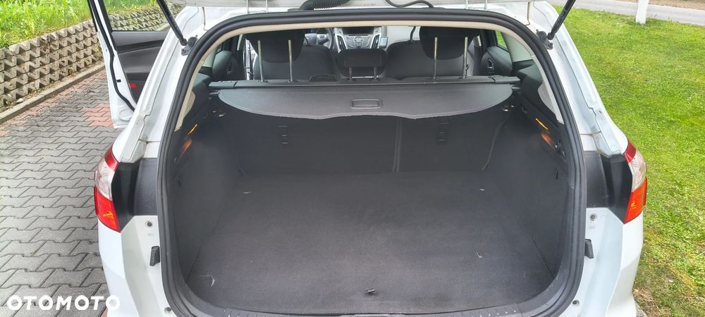 Ford Focus 1.6 TDCi DPF Trend - 25