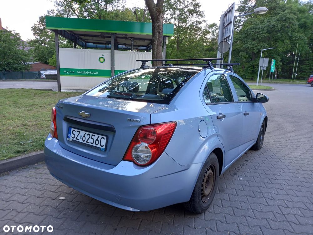 Chevrolet Aveo - 3