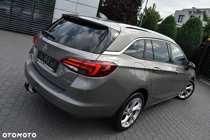 Opel Astra 1.4 Turbo Sports Tourer Innovation - 4