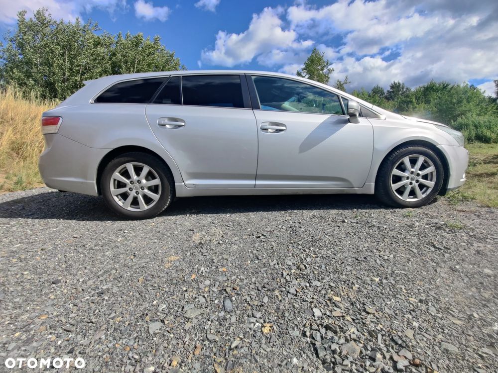 Toyota Avensis 2.0 D-4D Sol plus - 11